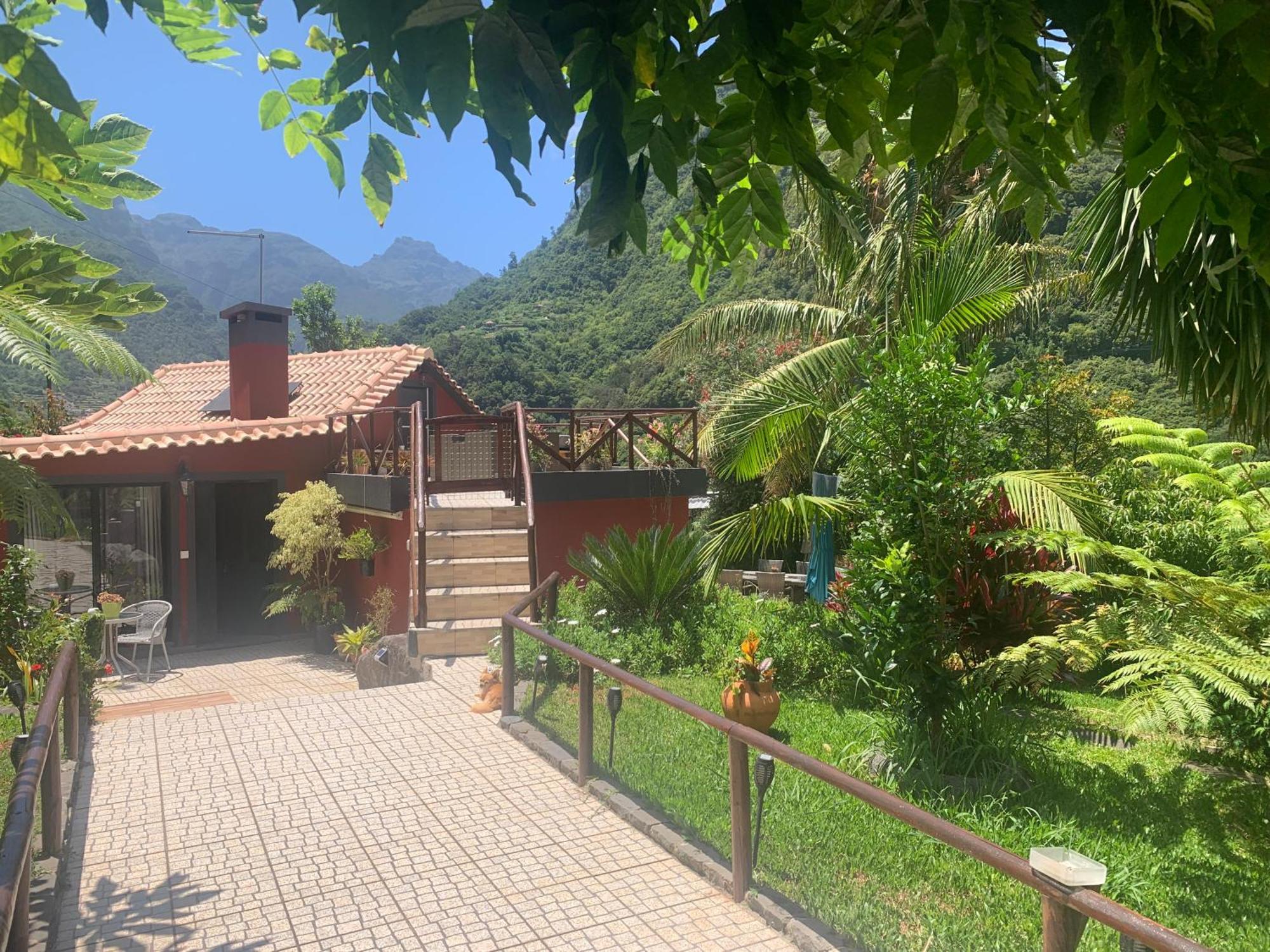 Maderedocevida Bed & Breakfast Boaventura Exterior photo